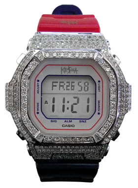 Gショックとケシャがコラボした限定モデルをGショックカスタム致しました